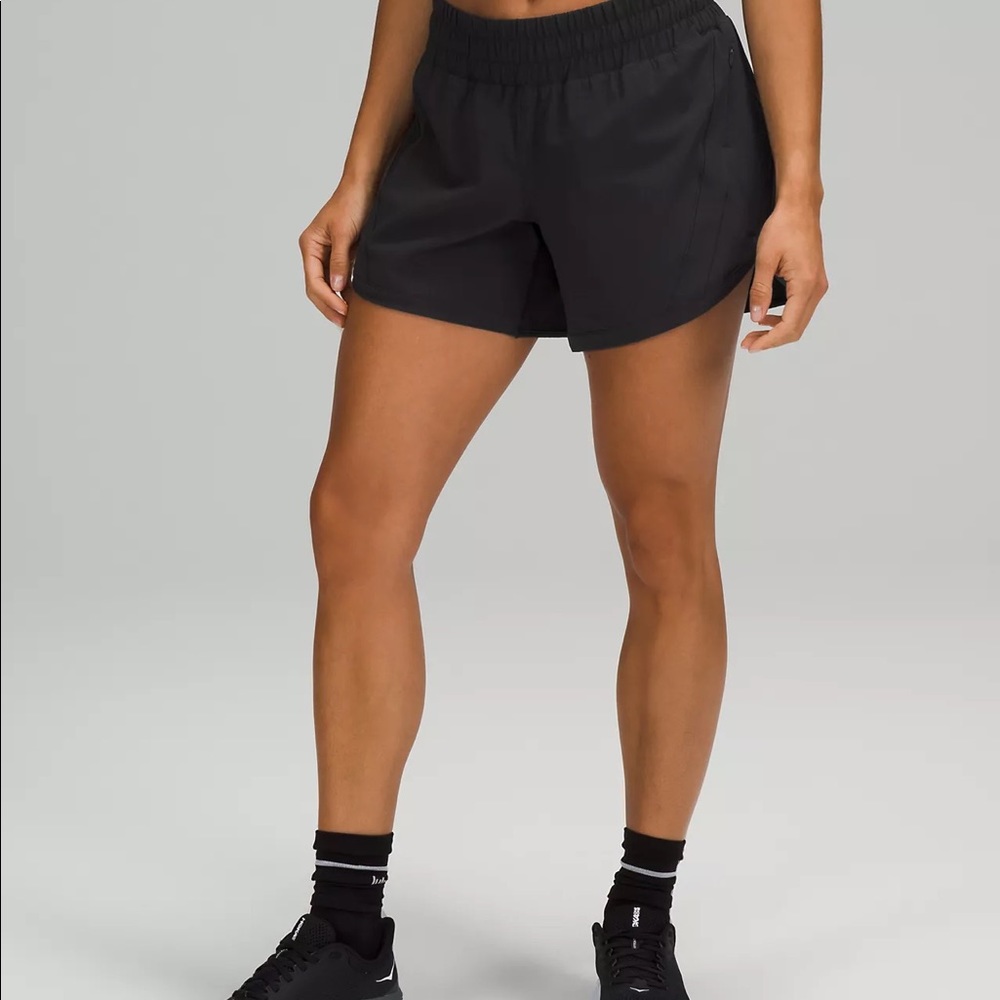 Lululemon black size 12 Track That Mid-Rise Lined Short 5"